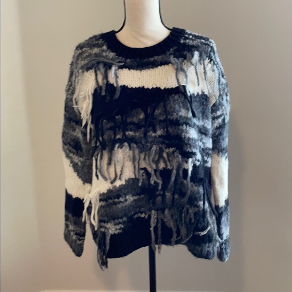 Elizabeth and James sweater